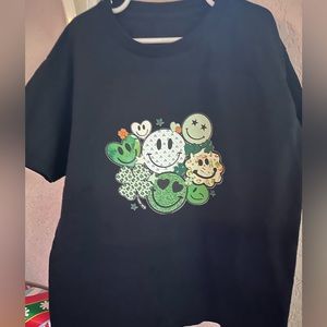 Smiley face St. Patrick’s Day unisex t shirt